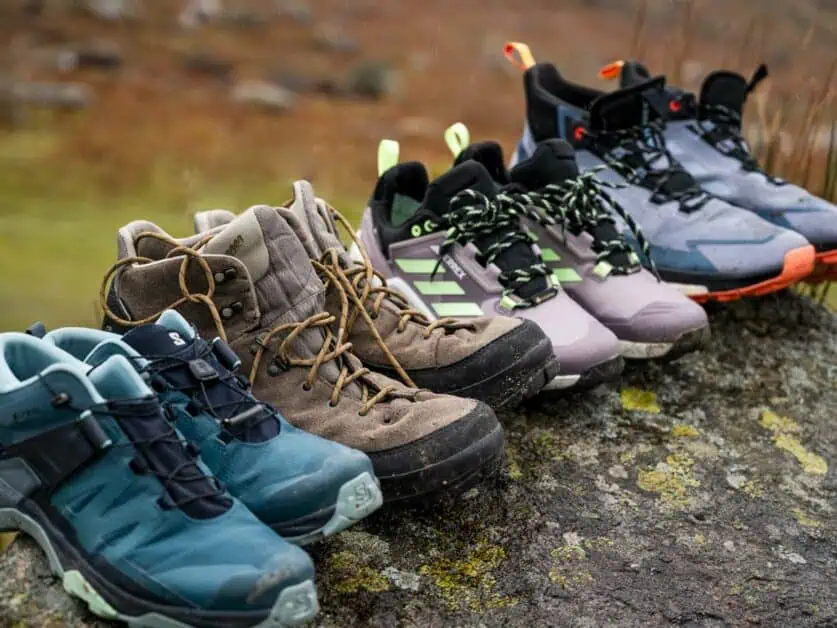 how to choose the right hiking shoes