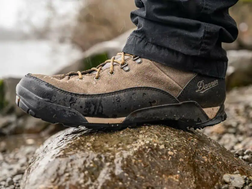 leather hiking shoes